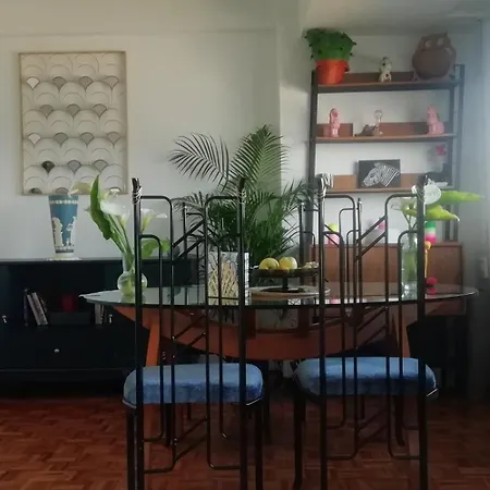 El Piso De Elba * La Corogne